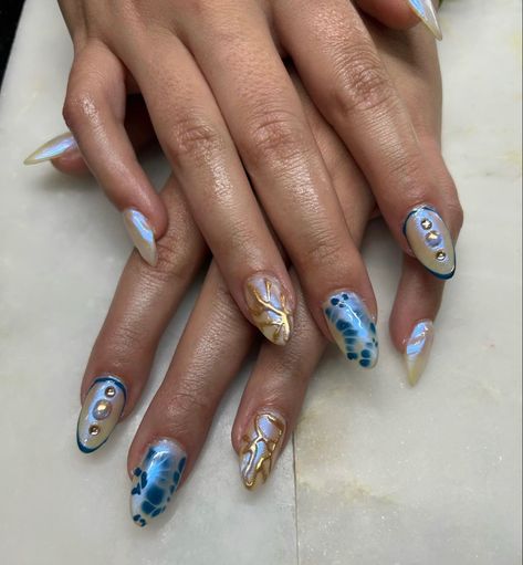 mermaid and ocean core nail design Fish Nails, Sea Nails, Long Almond, Mermaid Core, Retro Nails, Nails 2022, Summery Nails, Mermaid Nails, Almond Nail