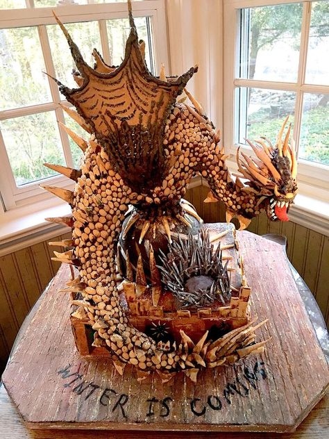 After Game of Thrones, “Winter is Coming”: Gingerbread Dragon Entry in Hudson Valley Competition | Food & Cooking | primepublishers.com Game Of Thrones Theme, Game Of Thrones Winter, Gingerbread Dough, Rustic Log Cabin, Noah S Ark, Heads And Tails, Chocolate Fondant, House Of Dragons, Icy Blue