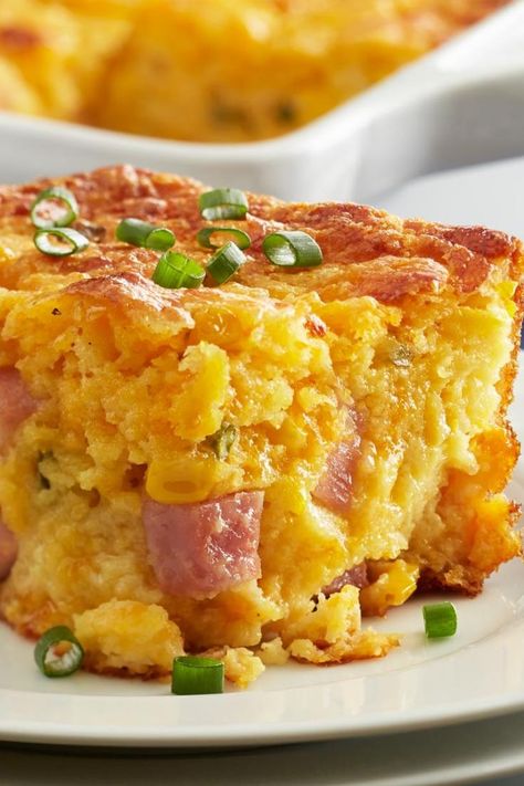 Cornbread Breakfast Casserole Easy Recipes, Ham Cornbread Casserole, Breakfast Casserole With Cornbread, Breakfast Cornbread Casserole, Jiffy Cornbread Breakfast Casserole, Ham And Corn Casserole, Leftover Cornbread Recipes Breakfast, Crockpot Cornbread Casserole, Cornbread Topped Casserole