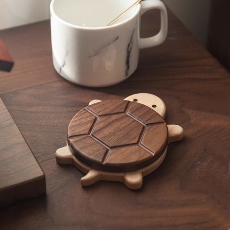 Creative and Cute Shape Black Walnut Solid Wood Turtle Insulation Mat Kettle Tea Coaster Tableware Turtle Coaster, Turtle Gifts, Unique Coasters, Diy Bricolage, Cnc Projects, Diy Holz, Wooden Projects, Nature Inspired Design, Wooden Coasters