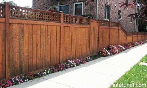 Wood fence with transition in height picture | interunet Fence Transition, Fences Alternative, Square Lattice, Fencing Ideas, Hudson Homes, Fencing & Gates, Home Remodeling Diy, Hidden Rooms, Diy Yard