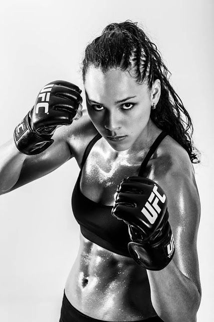 Alejandra Lara #ufc #fight #knockout #submission #wrestling #boxing #judo #fighting #champion #martialart #mma #bjj #grappling #fitness #sport #karate #muaythai #jiujitsu #brazilianjiujitsu #fighter #kickboxing Female Mma, Female Mma Fighters, Female Personal Trainer, Rose Namajunas, Mma Videos, Mma Girls, Amanda Nunes, Boxe Thai, Mma Workout