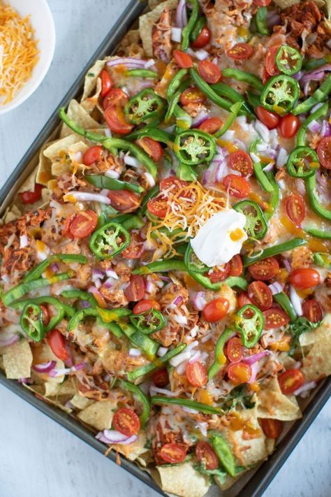 Sheet Pan Buffalo Chicken Nachos. #chicken #buffalochicken #sheetpannachos #nachos #loadednachos #glutenfree Sheet Pan Buffalo Chicken, Chicken Dips Crockpot, Buffalo Chicken Nachos Recipe, Baked Buffalo Chicken Dip, Nachos Chicken, Healthy Buffalo Chicken Dip, Buffalo Chicken Pasta Salad, Eat Cheap, Buffalo Chicken Nachos