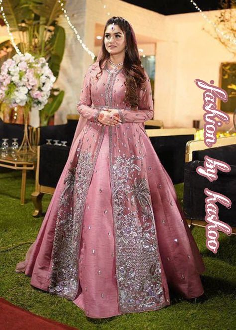 New Collection of Fancy, Bridal and lehenga dresses launched by Hashu. The prices are very economical of these dresses. #bridaldresses #fancydresses #lehengadresses Desi Wedding Dresses, Heavy Dresses, Bridal Dresses Pakistan, Pakistani Wedding Outfits, Stylish Short Dresses, Pakistani Fancy Dresses, Beautiful Pakistani Dresses, Pakistani Bridal Dresses, Simple Pakistani Dresses