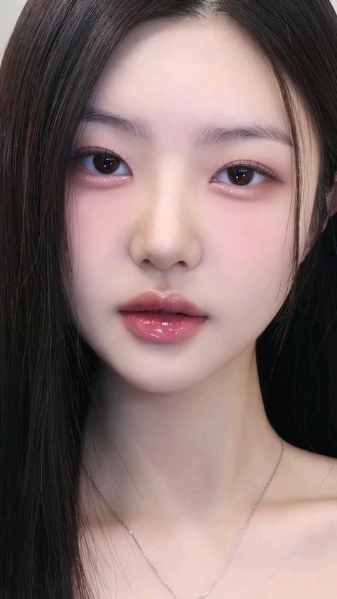 Makeup Korean Style, Adventure Music, Medium Long Haircuts, Korea Makeup, Music Instagram, Subtle Makeup, Korean Eye Makeup, Fancy Makeup, Makeup Transformation