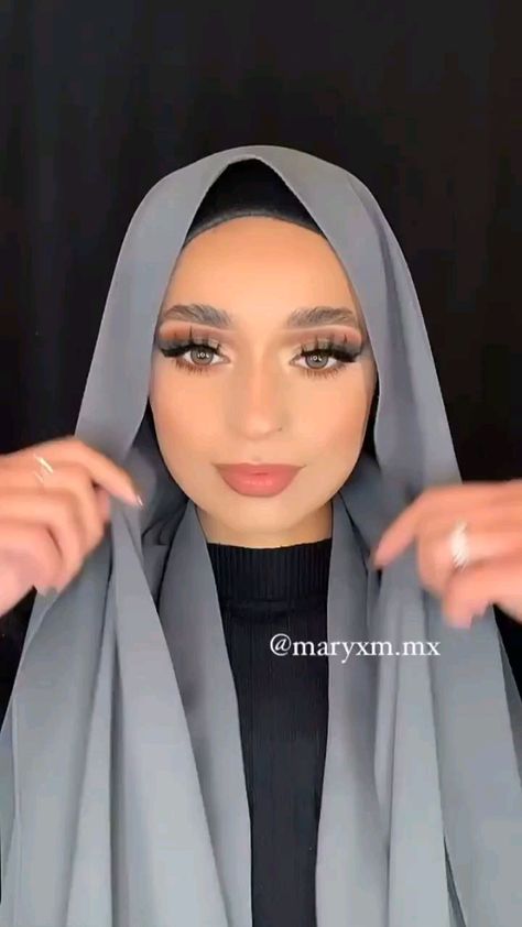 Maryxm.mx Hijab, Layered Hijab, Beau Hijab, Hijab Turban Style, Hijab Ideas, Simple Hijab Tutorial, Estilo Hijab, Style Tutorial, Stile Hijab