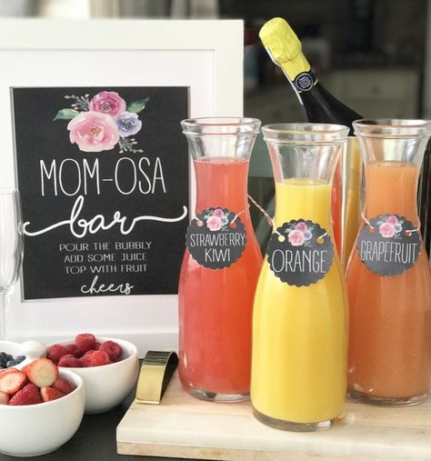 Perfect for a baby shower or to celebrate this Mother's Day! FREE printables and all the items you will need for this fun mimosa bar setup! Mimosa Gender Reveal, Meet The Baby Shower Ideas, Non Traditional Baby Shower Ideas, Types Of Drinks, Busy Restaurant, School Traditions, Mom-osa Bar, Idee Babyshower, Bar Setup