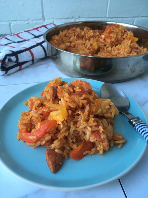 Chicken Jumblya, One Pot Jumbalia, Chicken And Chorizo Jambalaya, Chorizo Jambalaya, Jambalaya Dutch Oven Recipe, Instapot Jumbalaya Recipe, Rice Dishes Easy, Chicken And Chorizo, College Cooking