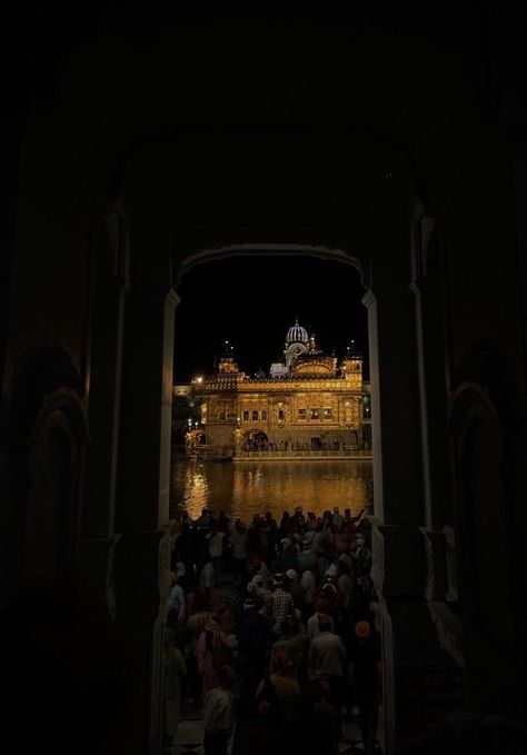 Harmandir Sahib Aesthetic, Waheguru Black Wallpaper, Gurdwara Aesthetic, Sikhism Aesthetic Wallpaper, Harmandir Sahib Wallpaper, Waheguru Aesthetic, Gurudwara Aesthetic, Golden Temple Aesthetic, Sikh Aesthetic