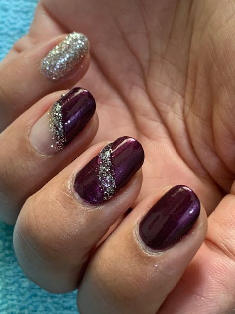 Silver Nail Designs, Silver Nail, Silver Design, Silver Nails, Nail Design, Red Wine, Nail Designs, Wine, Nails