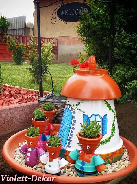 Diy Ton, Terra Cotta Pot Crafts Diy, Clay Pot Projects, Flower Pot People, Clay Pot People, Pot People, Terra Cotta Pot Crafts, Painted Clay Pots, Fairy Garden Crafts