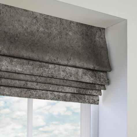 Blind Pelmet, Pelmet Ideas, Roman Blinds Bedroom, Bathroom Light Bar, Roman Shade Tutorial, Grey Roman Blinds, Classic Roman Shades, Custom Roman Shades, Blinds Design