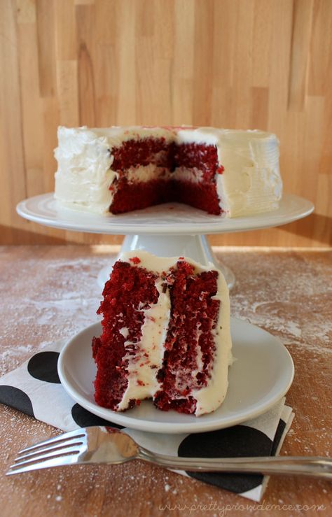 Seriously the best red velvet cake I have ever had. So dang moist and delicious, you'll never make a red velvet box mix again! Red Velvet Cheesecake Cake, Best Red Velvet Cake, Cookout Recipes, Pineapple Cheesecake, Cheesecake Cake Recipes, Cheesecake Factory Recipes, Red Velvet Cake Recipe, Velvet Cake Recipes, Velvet Cheesecake