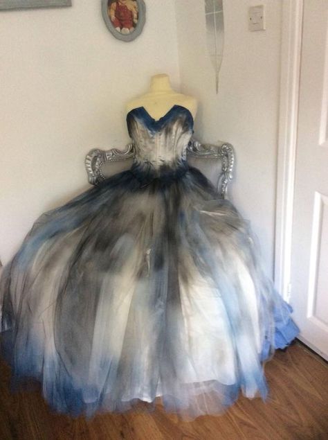 Corpse Bride Quinceanera, Quinceanera Ideas Themes Unique, Corpse Bride Dress, Corpse Bride Wedding, Halloween Bride Costumes, Corpse Bride Costume, Emily Corpse Bride, Tim Burton Corpse Bride, Bride Costume