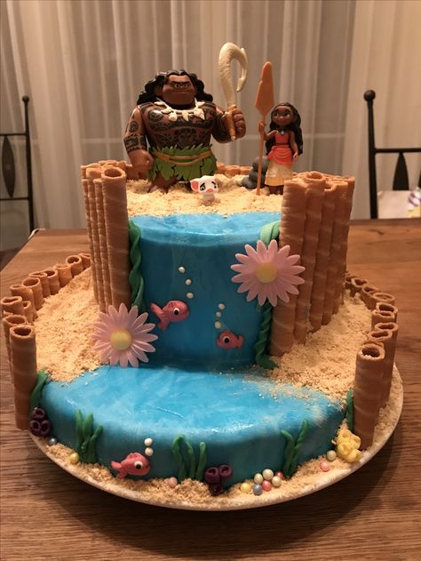 Vaiana Cake 2nd Birthday Cake Ideas, Cake Mom, Moana Birthday Cake, Moana Cake, Moana Themed Party, Bee Cakes, 2 Birthday Cake, Moana Party, Moana Birthday