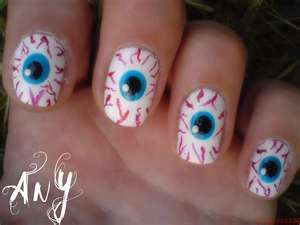 Crazy idea...but fun to look at! Scary Nail Art, Scary Nails, Nail Art Halloween, Halloween Manicure, Fingernail Designs, Cute Halloween Nails, Halloween Eyeballs, Trendy Nail Design, Get Nails