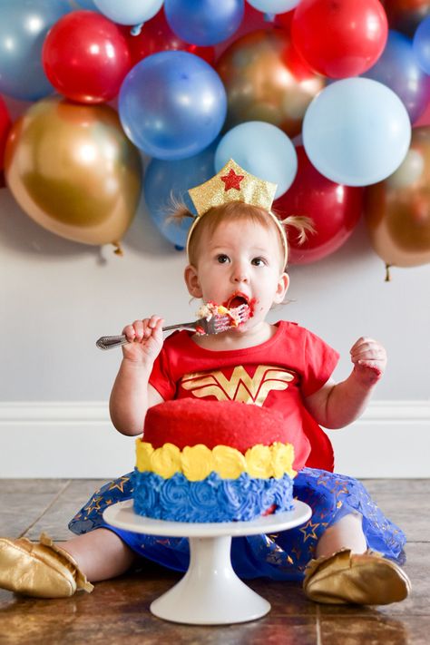 Wonder Woman Birthday Party, Wonder Woman Birthday, Bday Shoot, Woman Birthday, Woman Birthday Party, Smash Cake, Birthday Woman, Baby Cake, 1st Bday