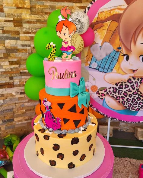 Flintstones Cake Ideas, Flintstone Birthday Cake, Flinestones Bday Party, Yabba Dabba Two Birthday Girl, The Flintstones Party Ideas, Pebbles Birthday Cake, Pebbles Birthday Party Ideas, Flintstone Theme, Flinstones Birthday Party