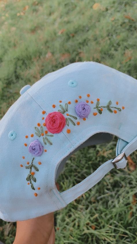 Embroidery Headband Diy, Embroidered Hats Ideas, Mermaid Vector, Bone Bordado, Embroidery Stitches Beginner, Embroidery Caps, Flower Graphic Design, Embroidery Template, Hand Embroidery Tutorial