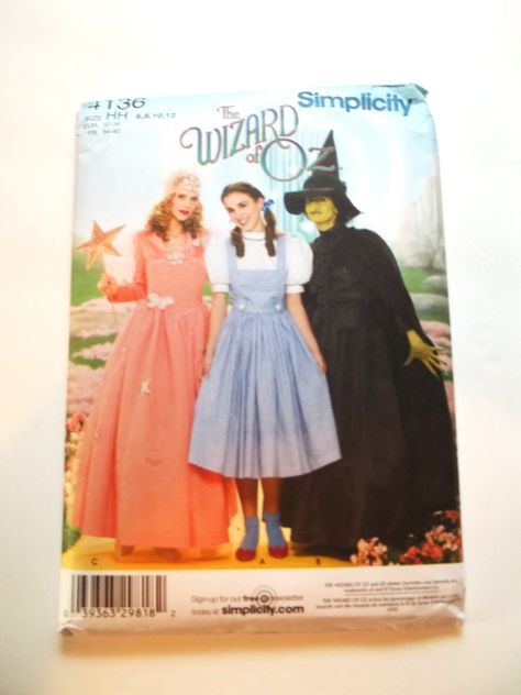 Simplicity Patterns Costumes, Wizard Of Oz Dorothy, Costume Sewing Patterns, Good Witch, The Worst Witch, Costume Patterns, The Good Witch, Wicked Witch, Simplicity Sewing