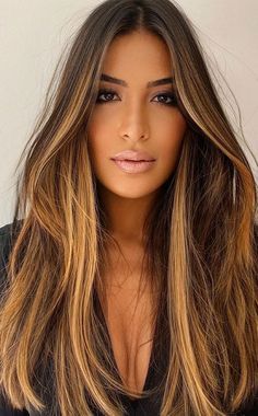 Caramel Ash Blonde, Hair Colours Ideas, Brunette Or Blonde, Long Sleek Hair, Chocolate Brown Hair Color, 50 Hair, Golden Wheat, Blowout Hair, Hair Creations