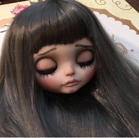 Wisteria is trying so hard to wake up! Custom Blythe Doll  by LoveLaurie Custom Blythe, Blythe Doll, Wisteria, Big Eyes, Blythe Dolls, Wake Up, Dolls, Hair, Black