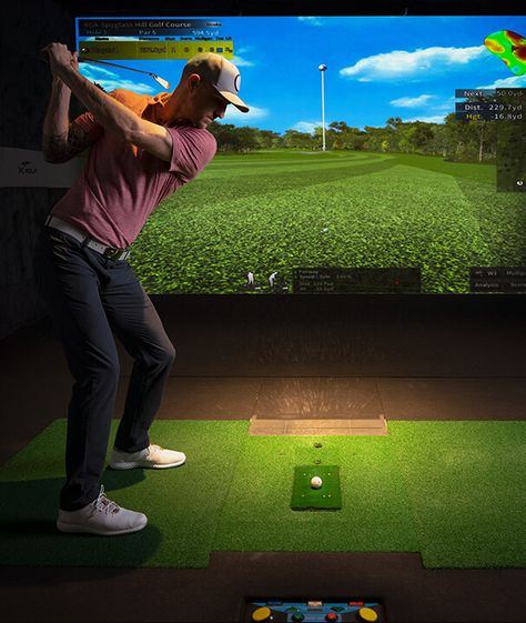 Virtual Golf, Indoor Golf Simulator, Callaway Golf Clubs, Indoor Golf, Golf Simulator, Golf Simulators, Club Face, Golf Instruction, Driving Range