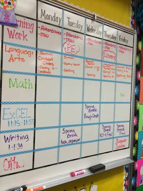 One of my teachers I worked with used this whiteboard with black tape to write the schedule on every day.  I thought it was great because she could separate each section and not have to erase the entire thing every day.  It was an excellent way for the students to keep track of the week and to keep a routine. Weekly Agenda Board Classroom, Week At A Glance Classroom Board, Weekly Board Schedule, White Board Ideas Teacher, Homeschool Whiteboard Schedule, Agenda Whiteboard Classroom, Class Whiteboard Organization, Classroom Weekly Schedule, Student Whiteboard Organization