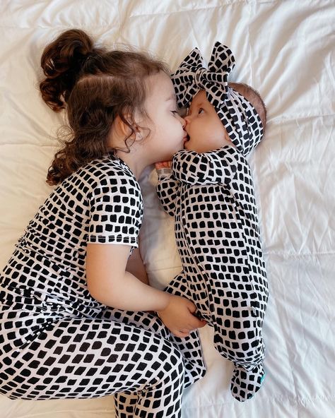 Matching Sister Outfits Baby And Toddler, Matching Sister Outfits, Taking Care Of Baby, Big Sister Little Sister, Matching Sisters, Toddler Stuff, Sibling Outfits, Sisters Dress, Toddler Summer