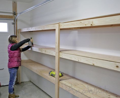 Basement Shelving, Casa Garage, Diy Storage Shelves, Garage Shelves, Diy Regal, Garage Storage Shelves, Small Garage, Building Garage Shelves, Garage Organize