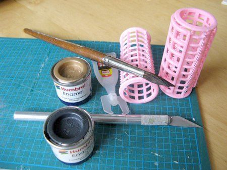 Dollhouse Tutorials, Dollhouse Miniature Tutorials, Doll Furniture Diy, Diy Barbie Furniture, Diy Doll Miniatures, Mini Doll House, Miniature Dollhouse Furniture, Doll House Crafts, Dollhouse Miniatures Diy