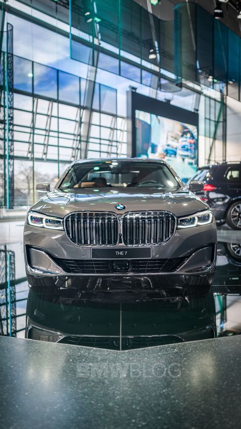 BMW 7 Series LCI on display at BMW Welt’s Progressive Luxury Stand Cool Truck Accessories, Tokyo Drift Cars, Bmw Sport, Bmw Motors, Bmw Classic Cars, Aesthetic Cool, Ford Mustang Car, Aesthetic Car, Pimped Out Cars