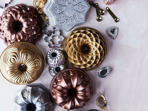 Amazon just revealed its most popular home and kitchen items from 2019, including bundt pans from Nordic Ware and Chefmade. Nordic Ware Bundt Pan, Bundt Pans, Impressive Dinner, Norwegian Food, Cake Shapes, Baking Essentials, Caking It Up, Entertaining Essentials, Bundt Pan