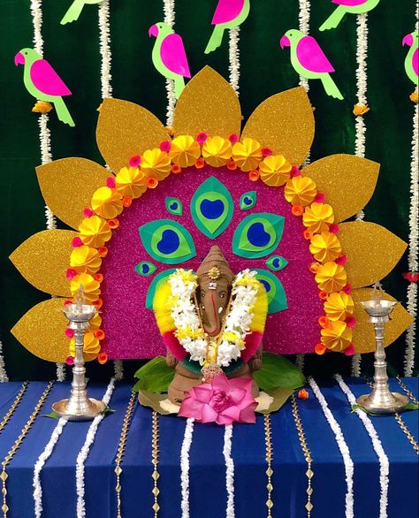 Ganesh Chathurthi Decor At Home Simple, Bappa Decoration, Ganpati Decor, Ganesh Chaturthi Decoration, Pooja Decor, Janmashtami Decoration, Ganapati Decoration, Decoration For Ganpati, Diy Fabric Jewellery