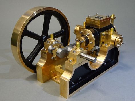 Miniature Steam Engine, Model Engineering, Steam Toys, Engine Design, Steam Engine Model, Machining Metal Projects, Garden Railway, Wood Projects For Kids, Home Model