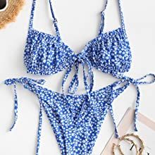 Aesthetic blue ditsy floral bikini perfect for the beach and summer { This is an affiliate link } #summer #beach #blue #bikini Flower Swimsuit, Floral Swimwear, Bathing Beauty, Ditsy Print, Cute Bathing Suits, Cute Swimsuits, Cute Bikinis, Print Swimsuit, Padded Bra