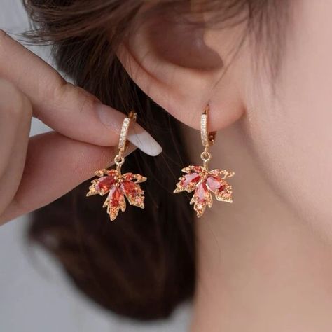 Beautiful And Festive Rhinestone Maple Leaf Earrings. Perfect To Wear All Fall Or As A Festive Accessory On Halloween And Thanksgiving. Sparkling And Elegant. Stud Material Is Copper Alloy This Item Has Automatic $5.95 Shipping, So You’ll Get The Discount Even If You Make An Offer Or Counter Offers. All Items Price $10+ In My Closet Have A Shipping Discount $10+ Items Or Bundles $5.95 Shipping $20+ Bundles $4.99 Shipping $30+ Bundles Free Shipping Leaf Leaves Fall Maple Orange Copper Gold Burnt Dark Autumn Rhinestone Embellished Drop Dangle Simple Festive Thanksgiving Tree Nature Outdoor Hoop Fall Bridal Jewelry, Aesthetic Dangle Earrings, Fall Assesories, Maple Leaf Earrings, Poppy Jewelry, Leaf Accessories, Autumn Accessories, Thanksgiving Jewelry, Cottagecore Earrings