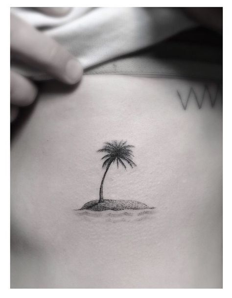 palm tree tattoo - Google Search Tree Tattoo Meaning, Tree Sleeve Tattoo, Island Tattoo, Tattoo Tree, Palm Tattoos, Palm Tree Tattoo, Tree Tattoo Designs, Beach Tattoo, Simple Tattoo