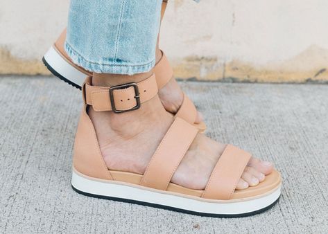 8 Best Walking Sandals for Women You Can Wear All Day, Whether You’re Hiking or Poolside | Condé Nast Traveler Walking Sandals Travel, Comfy Sandals Walking, Best Travel Sandals, Best Walking Sandals, Hiking Sandals Womens, Womens Walking Sandals, Sandals Outfit Summer, Comfortable Walking Sandals, Travel Sandals