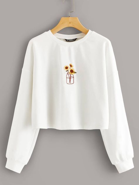 Womens T-shirts, Diy Embroidery Shirt, Hoodie Embroidery, Clothes Embroidery Diy, Embroidery Tshirt, Pola Sulam, Embroidery On Clothes, Embroidery Sweatshirt, Cute Embroidery