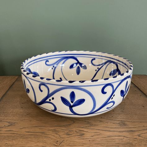 Gaudion Furniture 88 BOWL Bowl Spanish Blue Salad Bowl Designs Painted, Ceramic Painting Ideas Bowls, Spanish Ceramics, Salad Bowls Ceramic, Italian Bowl, Clay Cafe, Oil Pourer, Mediterranean Bowls, Blue Salad