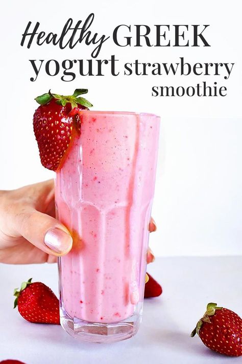 Strawberry And Greek Yogurt Recipes, Strawberry Greek Yogurt Smoothie, Smoothie With Greek Yogurt, Smoothies With Greek Yogurt, Strawberry Yogurt Drink, Plain Greek Yogurt Recipes, Smoothie Without Milk, Almond Milk Smoothie Recipes, Strawberry Smoothie Healthy