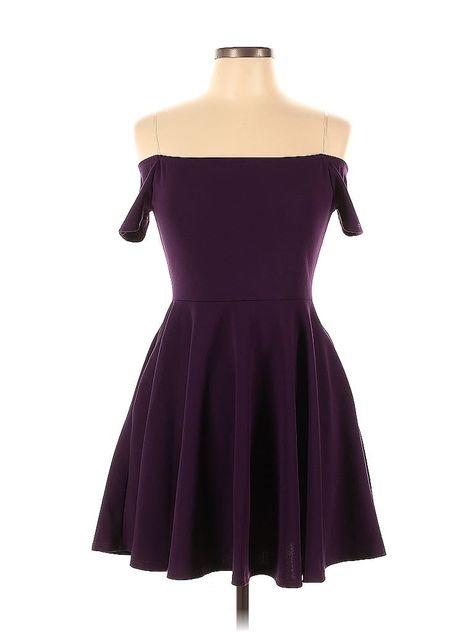 Windsor Cocktail Dress Size: Large Purple Dresses - used. 95% Polyester, 5% Spandex, Fit & Flare, Cold Shoulder, Solid, Short, Short Sleeve | Windsor Cocktail Dress - Fit & Flare: Purple Solid Dresses - Used - Size Large Purple Dresses, Solid Dress, Purple Dress, Fit & Flare, Windsor, Cold Shoulder, Cocktail Dress, Spandex, Purple