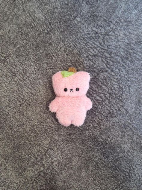 Mini handmade bear plushie. Size approx 5cm This is a novelty item and it is not intended for children. Bear Plushie, Novelty Items, Collectible Dolls, Dollhouse Miniatures, Doll House, Miniatures, Accessory Gift, Pet Supplies, Display Homes