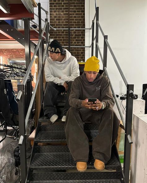 Winter Baggy Outfits, Streetwear Fashion Baggy, Outfits Men Streetwear, Fashion Baggy, Streetwear Winter, Trendy Boy Outfits, Winter Streetwear, Black Men Street Fashion, Aesthetic Streetwear