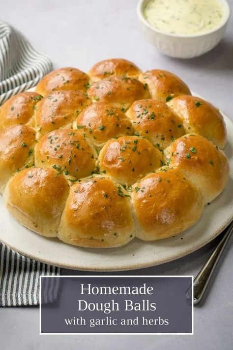 These soft and fluffy dough balls are deliciously garlicky, with a side serving of garlic and herb butter for dipping. Garlic Bread Balls, Garlic Dough Balls, Bread Balls, Garlic And Herb Butter, Vegan Garlic Bread, Egg Free Baking, Vegan Breads, Vegan Pizza Recipe, Dairy Free Baking