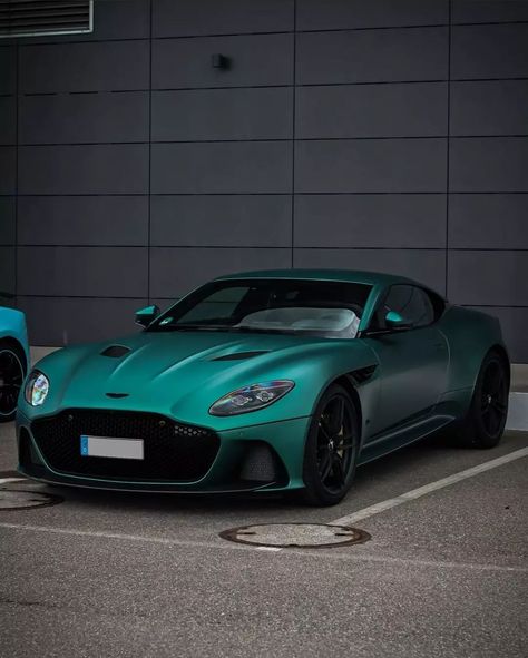 Aston Martin Convertible, Black Aston Martin, Aston Martin Suv, F1 Aston Martin, Racing Wallpaper, Rover P6, Aston Martin Dbs Superleggera, Aston Martin Vulcan, Dream Cars Audi