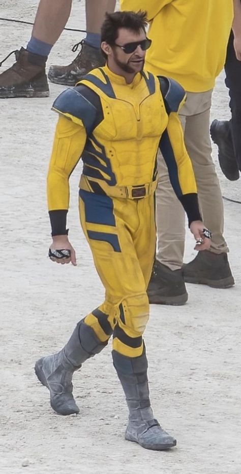 Lady Wolverine Cosplay, Girl Wolverine, Wolverine Suit, Fabric Shading, Shading Reference, X Men Costumes, Wolverine Cosplay, Wolverine Artwork, Logan Howlett