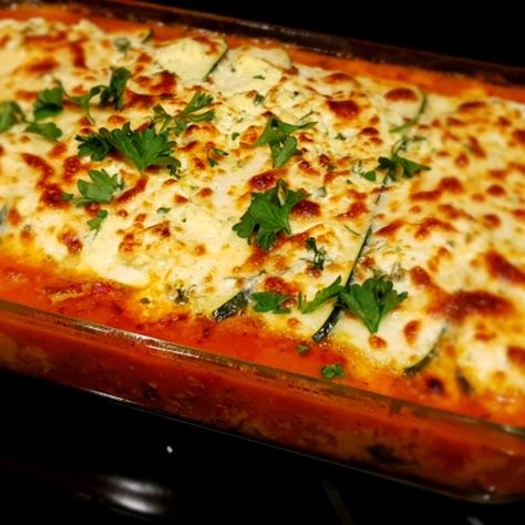 Pastaless Lasagna, Lasagna Recipe With Noodles, Recipe With Noodles, Zucchini Lasagna Recipe, Vegetable Dinner, Smoked Salmon Pasta, African Foods, Chili Relleno, Paleo Dishes