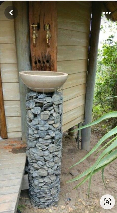 Garden Sink, Outdoor Bathroom Design, Outdoor Sinks, Deck Decorating Ideas, Deck Decorating Ideas On A Budget, Outdoor Bathrooms, Diy Deck, Perfect Plants, Garden Art Diy